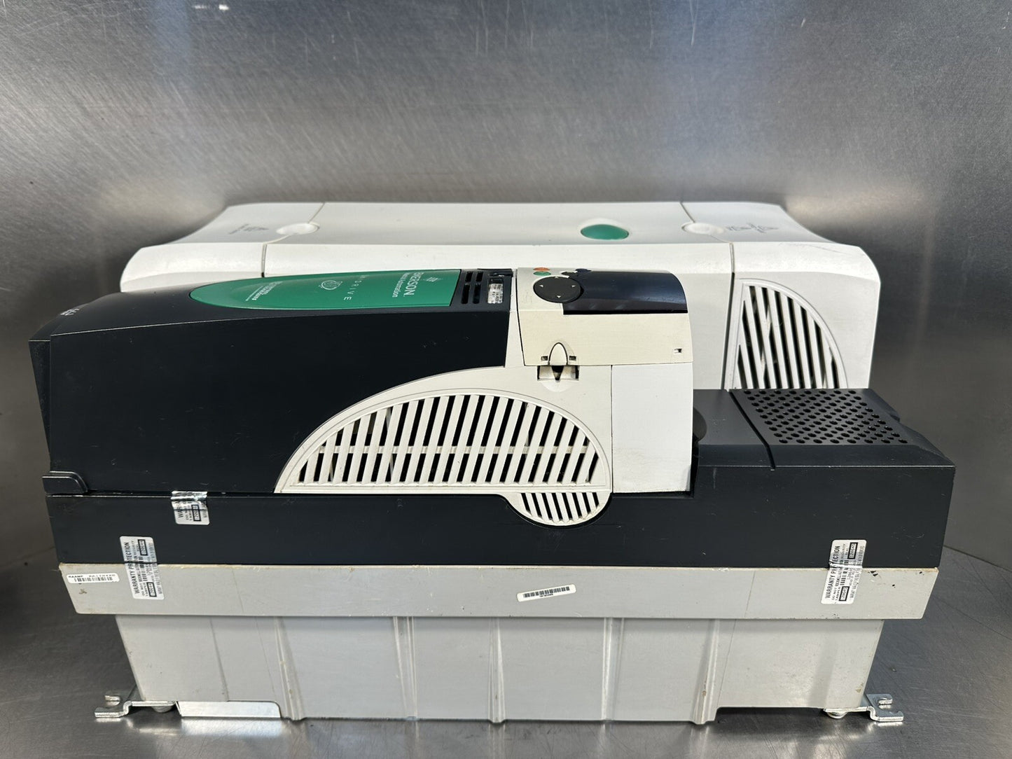 Emerson SP4402 Control Techniques Unidrive SP Inverter Drive. ()