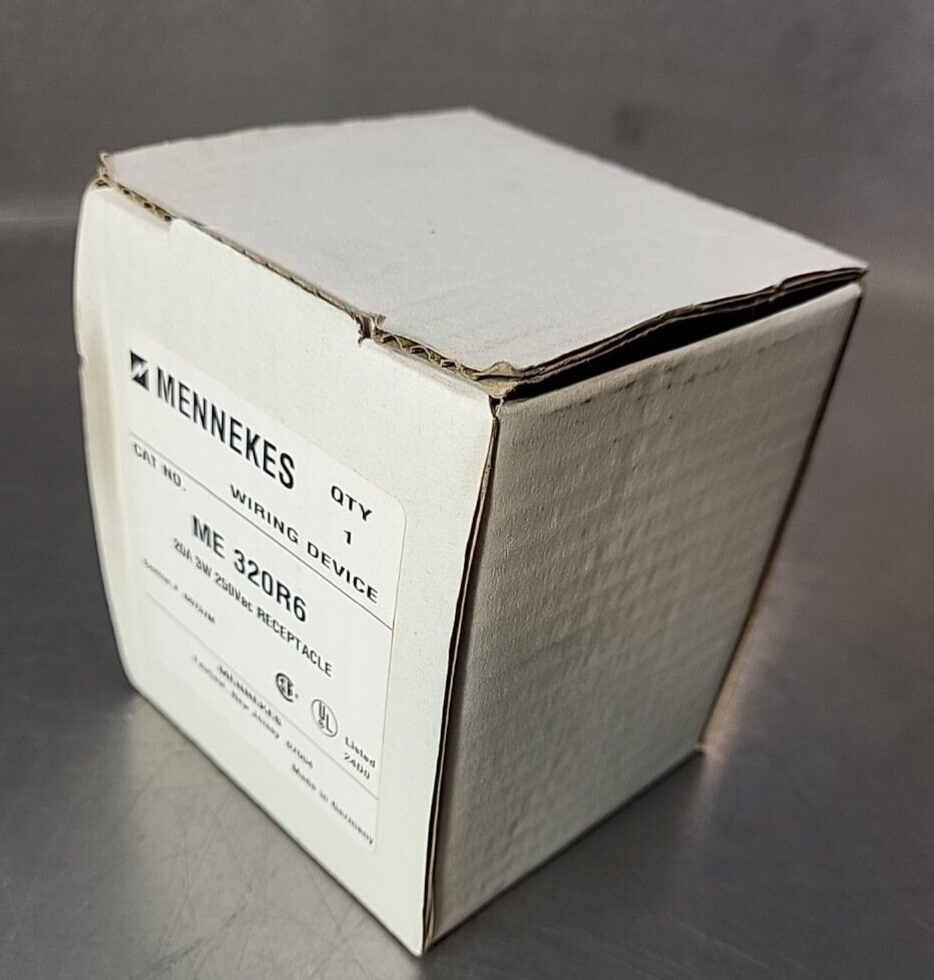 Mennekes 320R6 Wiring device 20A 3W 250Vac                       Loc 4E 20