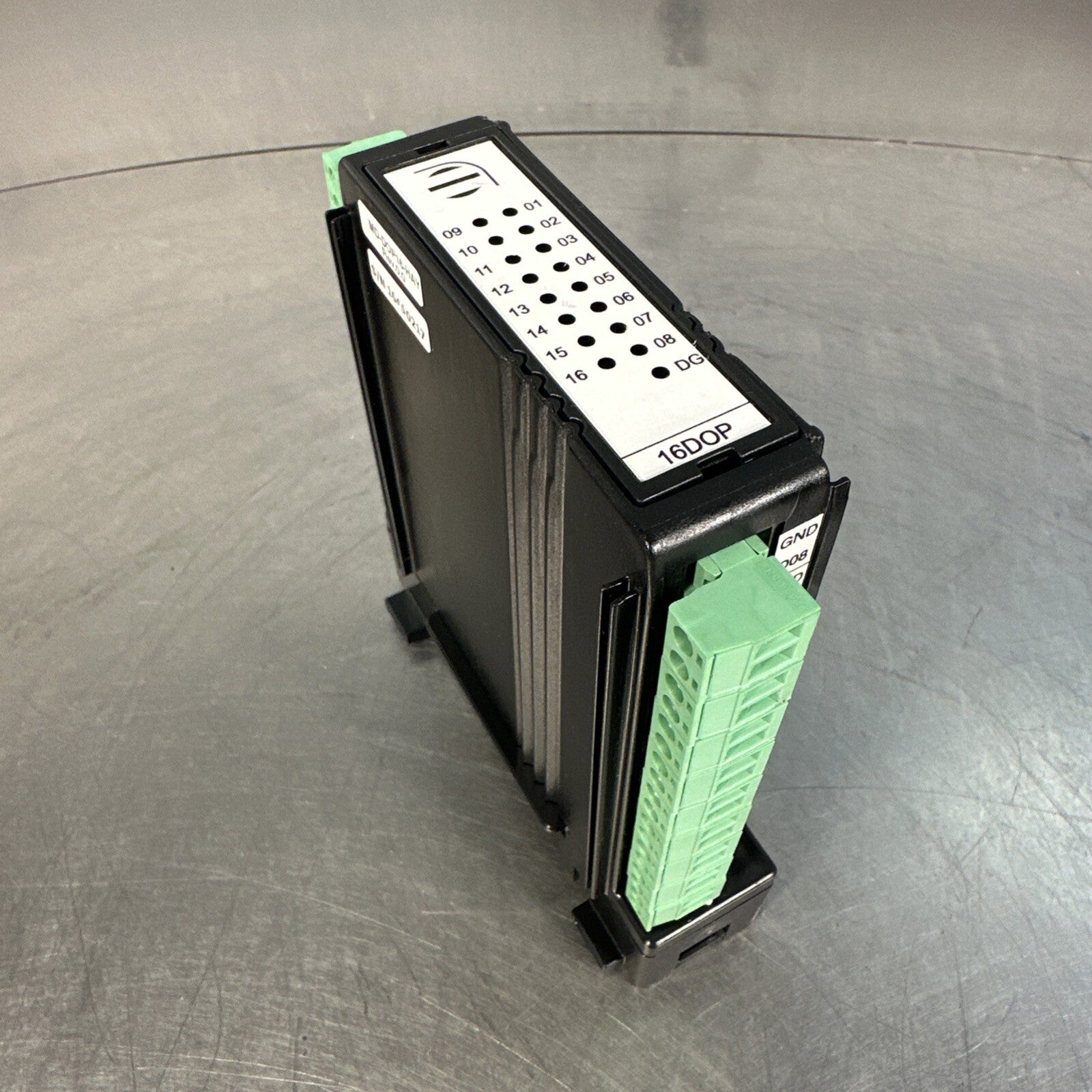 Tecnint HTE MD-DOP16-HAY Modular I/0 System.                   (5.4.5)