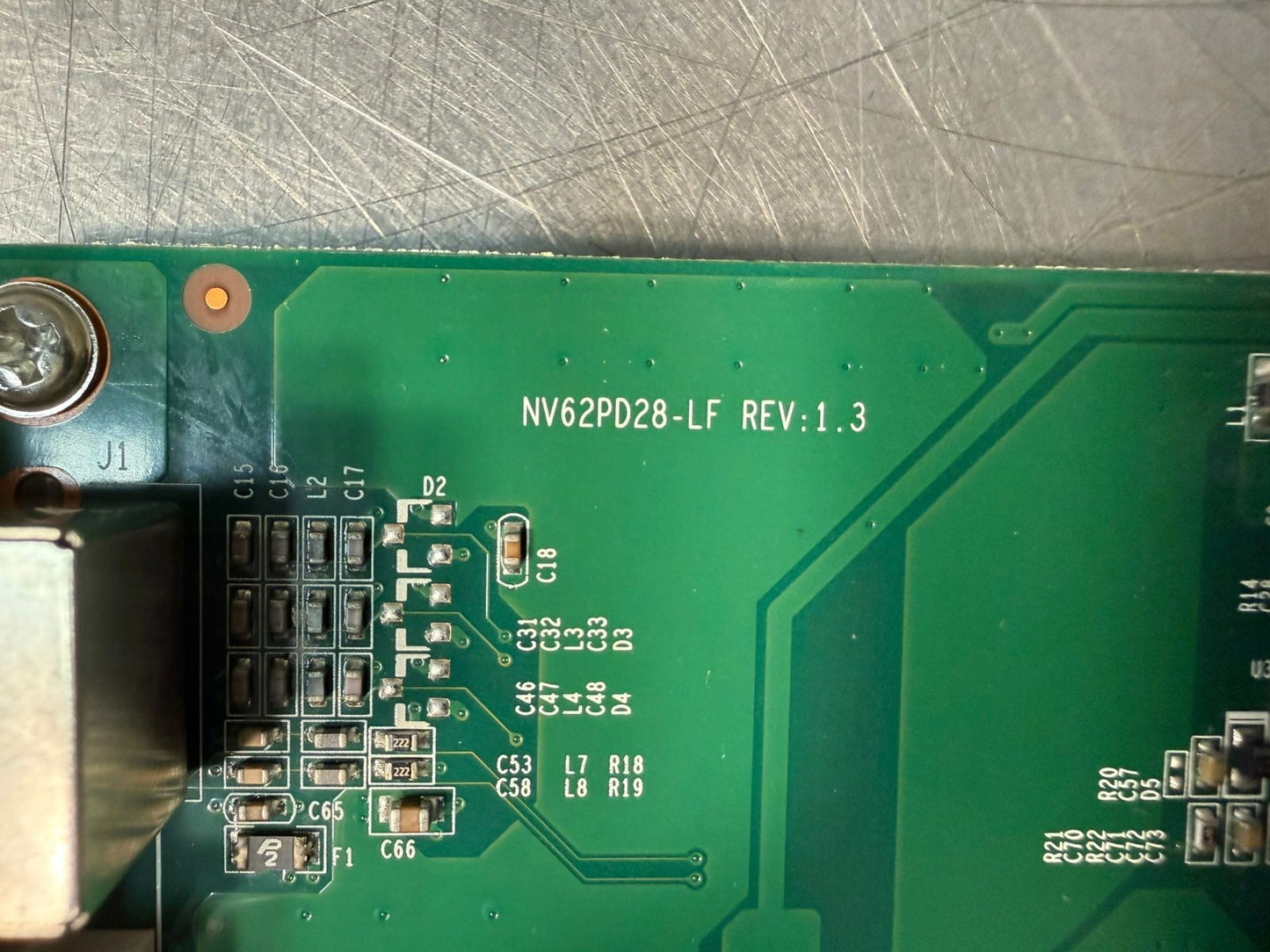 Nvidia NV62PD28-LF ver: 1.3 512-P1-N402-LR                         (5.4.3)