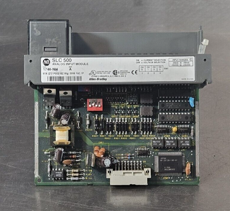 Allen Braley 1746-N14 Ser A SLC 500 Analog Input Module          (BIN741)