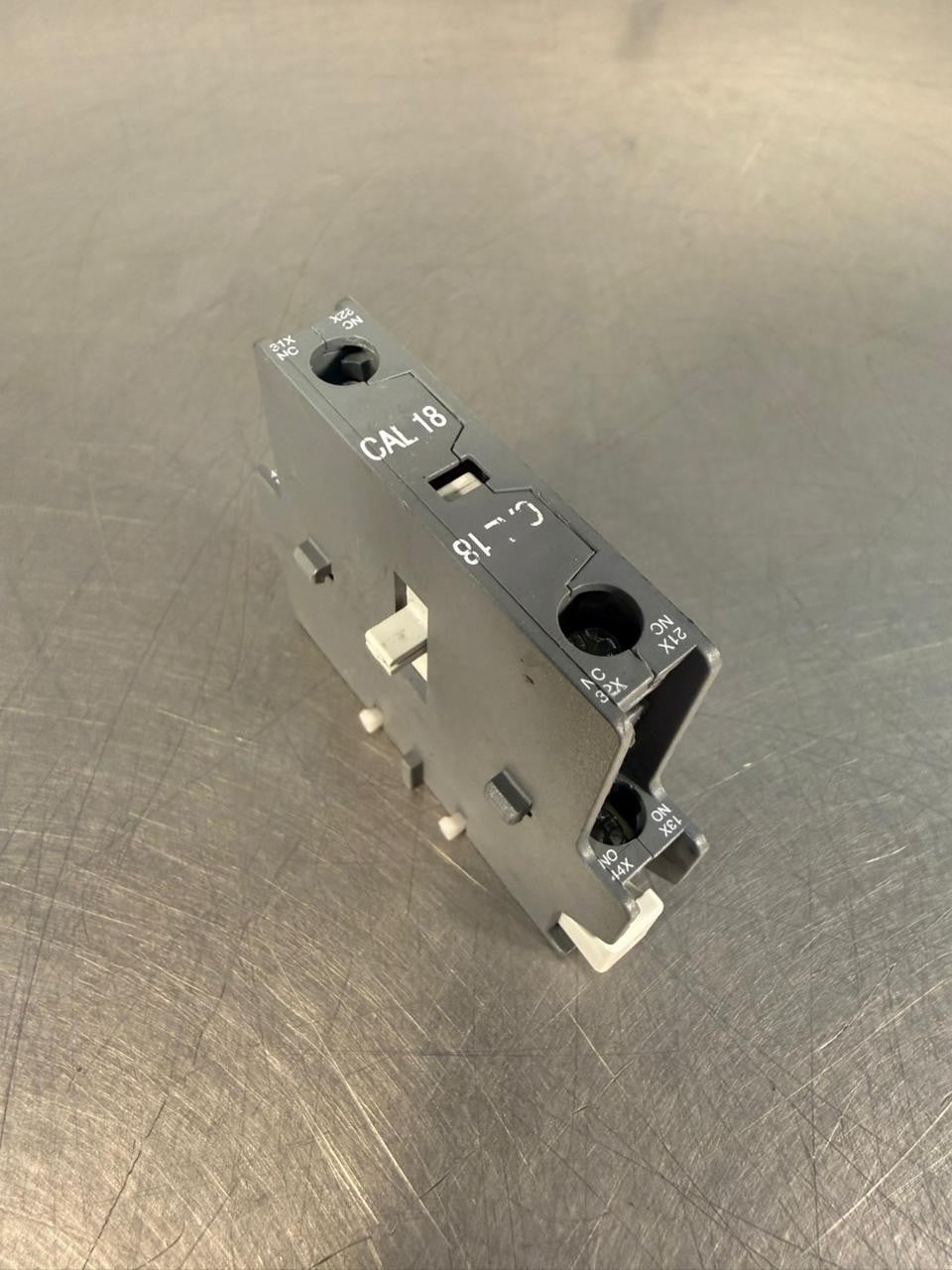 Abb Cal 18-11 Auxiliary Contact A600-Q300                          (9.3.1)