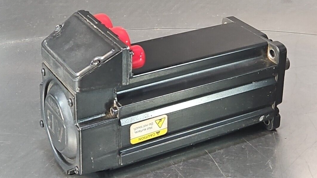 Allen Bradley MPL-A330P-SJ24AA Ser A  Servo Motor                       (BIN143)