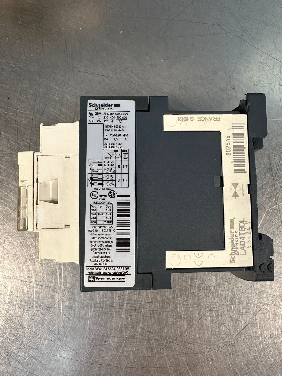 Schneider LC1D09BL 24VDC Contactor 3poles 09A 4KW/400V 5HP/480V (1.1.1)