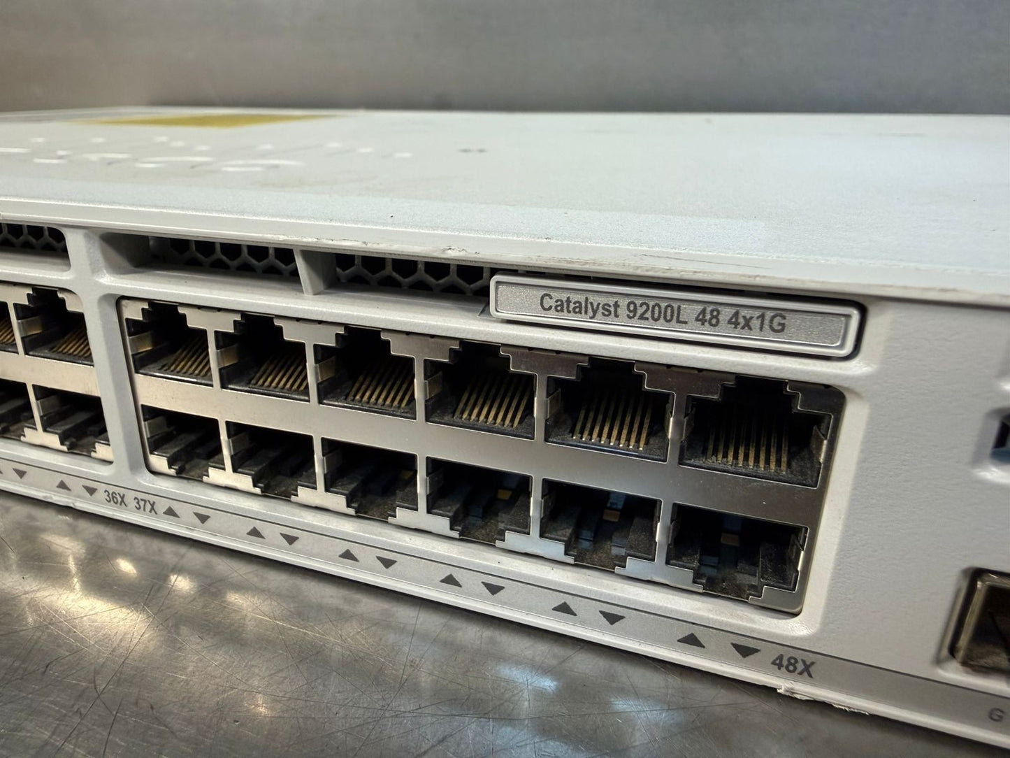 Cisco Catalyst  C9200L-48-4X1G    See The Description (11.5.4)