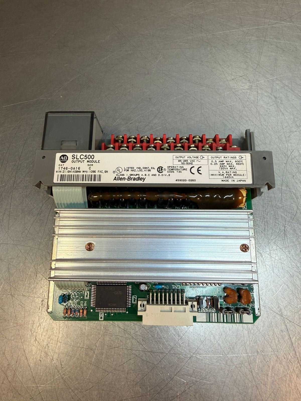 Allen Bradley 1746-OA16 /C Output Module 1746-0A16  SLC500   (3.5.3)