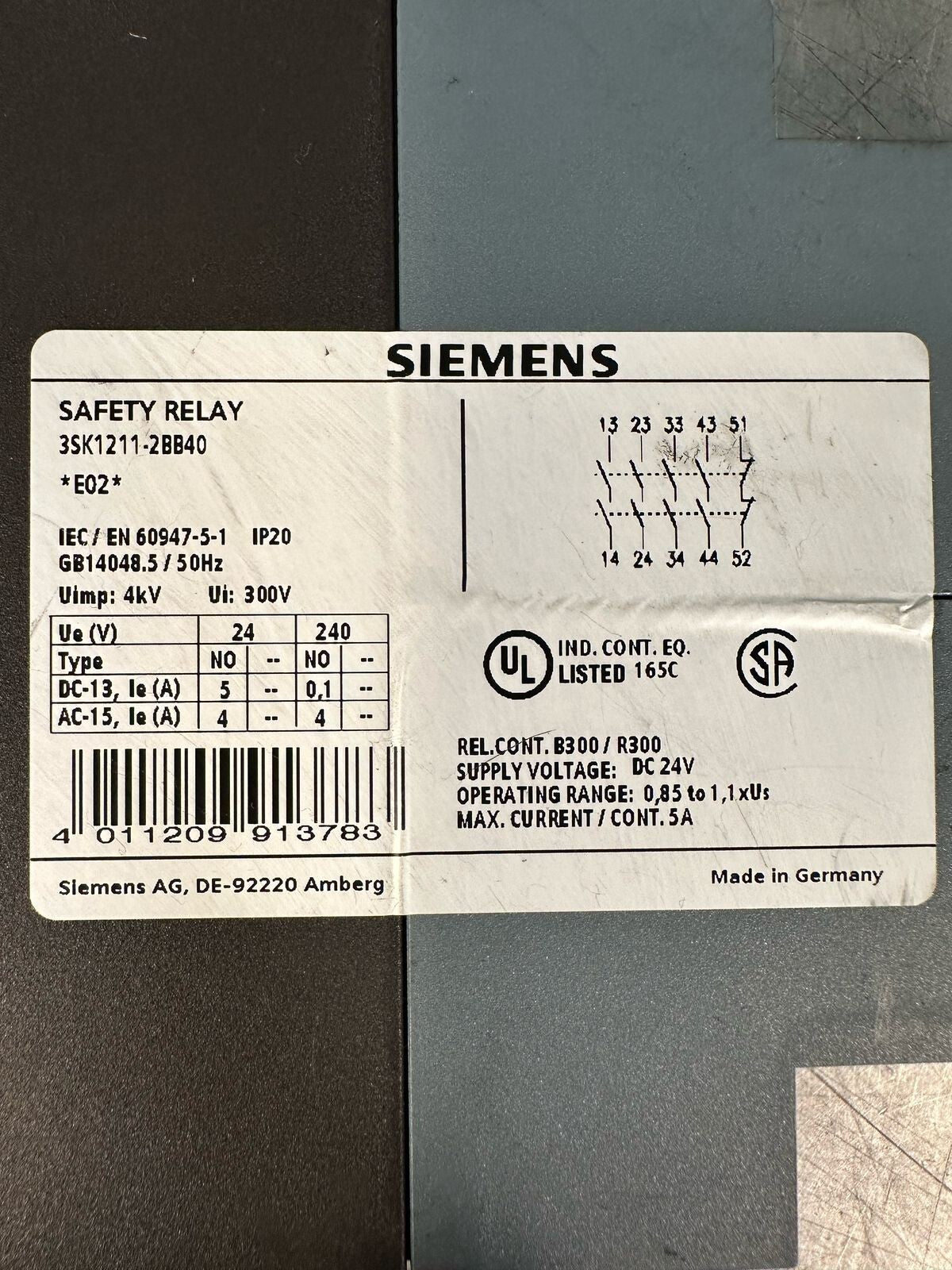 Siemens 3SK1211-2BB40 SAFETY RELAY                                  (5.4.4)