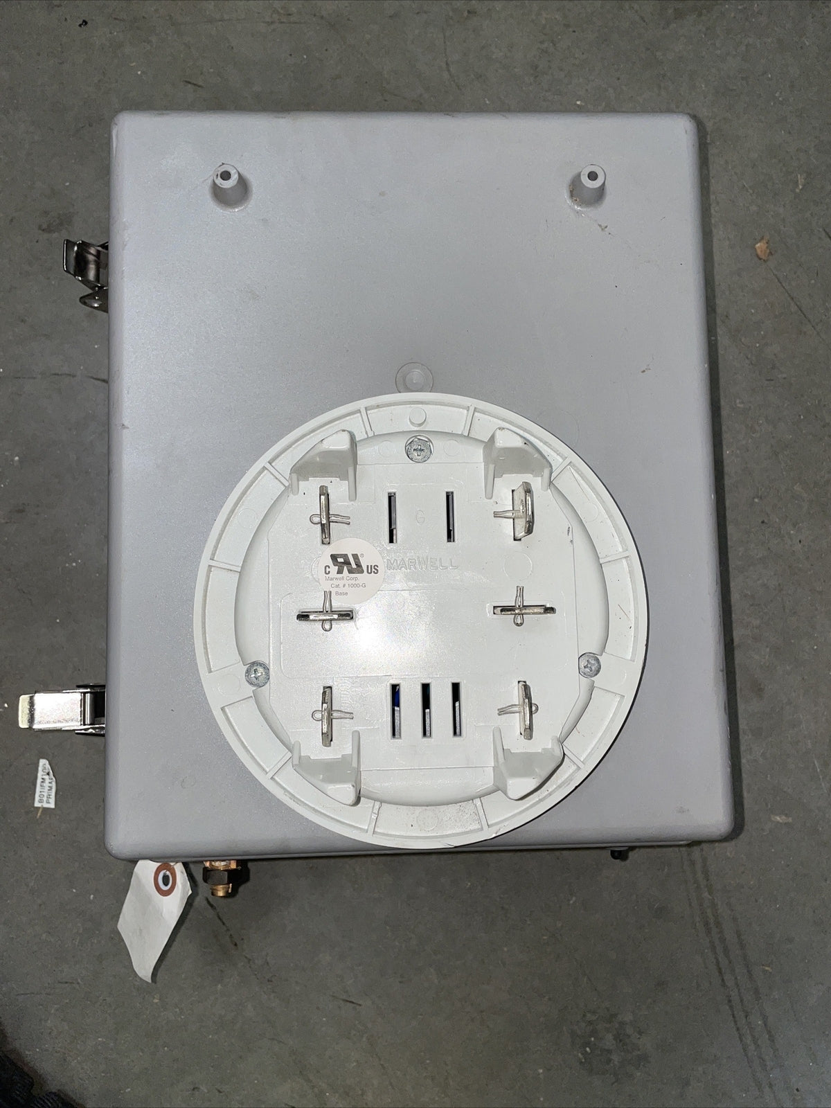 New Cooper Power Systems CBC-8000 Capacitor Bank Control @1A