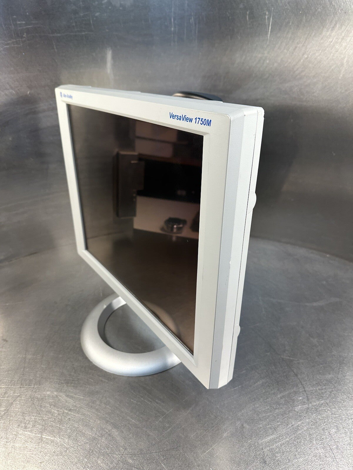 Allen-Bradley Painel Monitor 6176M-17VN  With Base Ergotron (BIN-2.4.5)