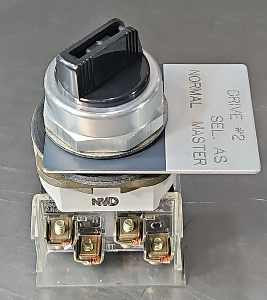 Allen Bradley 800T-J2 Series T 3 Position Selector Switch                loc4B18