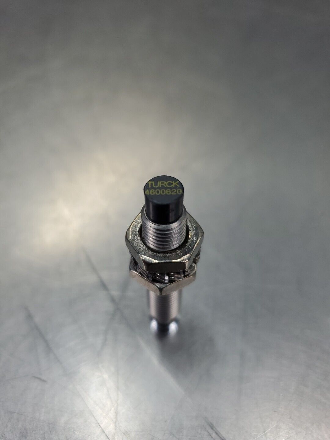 TURCK 4600620 Proximity Sensor.                  5E-19