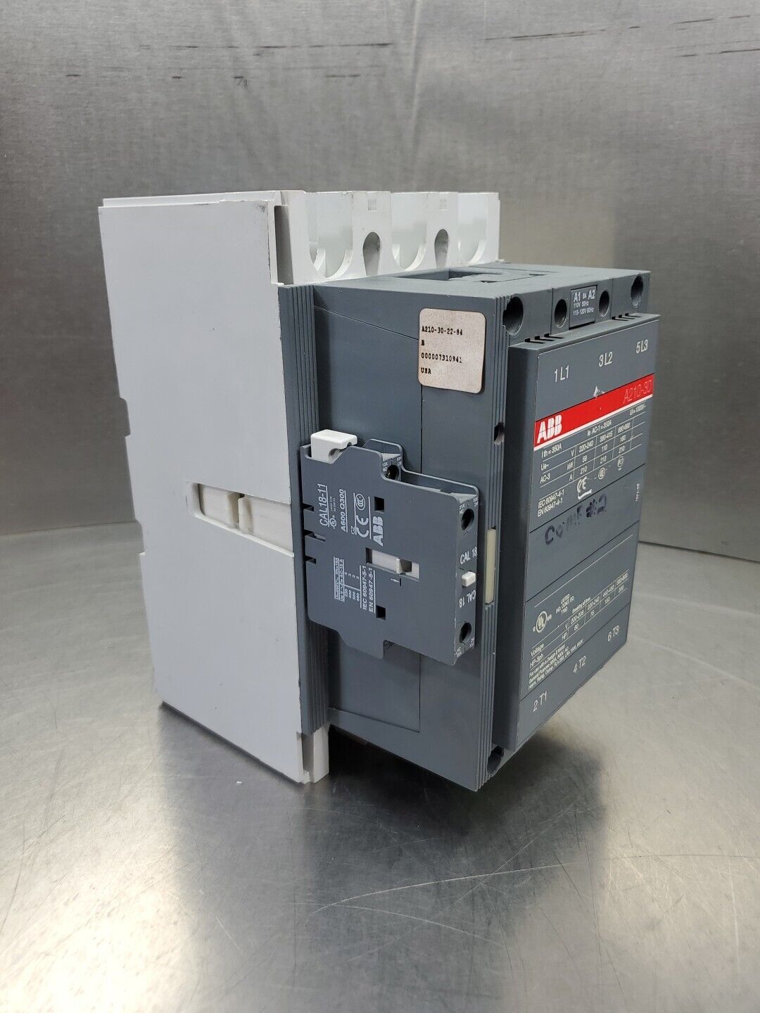 ABB A210-30 Contactor, 350A 1000V 60-200HP.                                1C-25