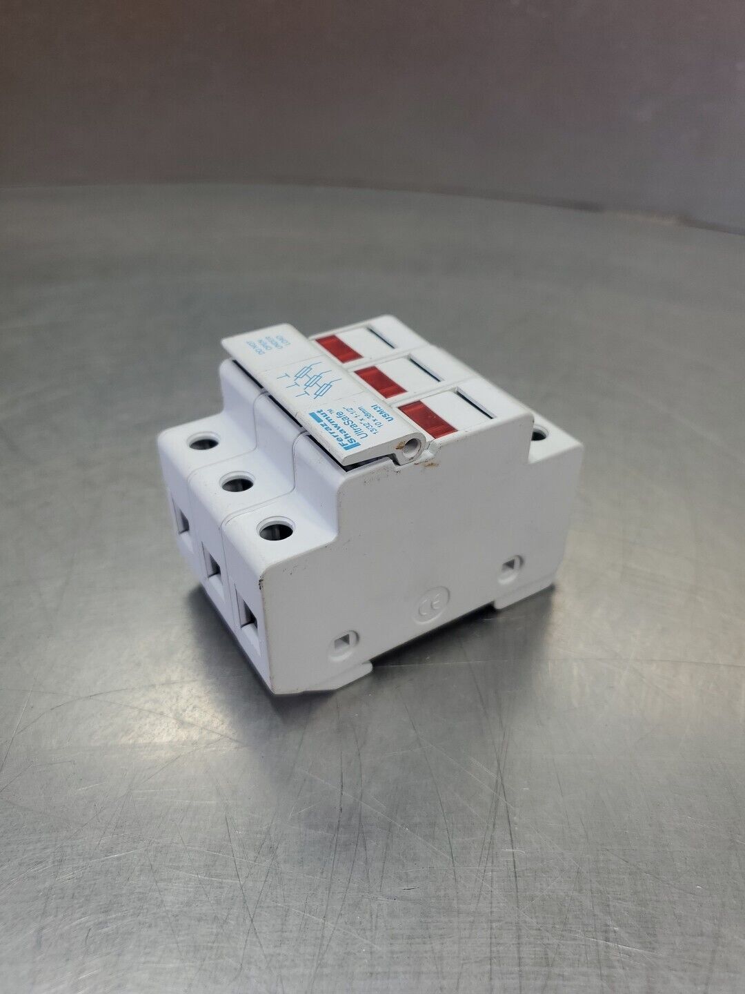 Ferraz Shawmut USM3I Y219073 Fuse Holder w/3-A60Q20-2 Fuses.               4D-30