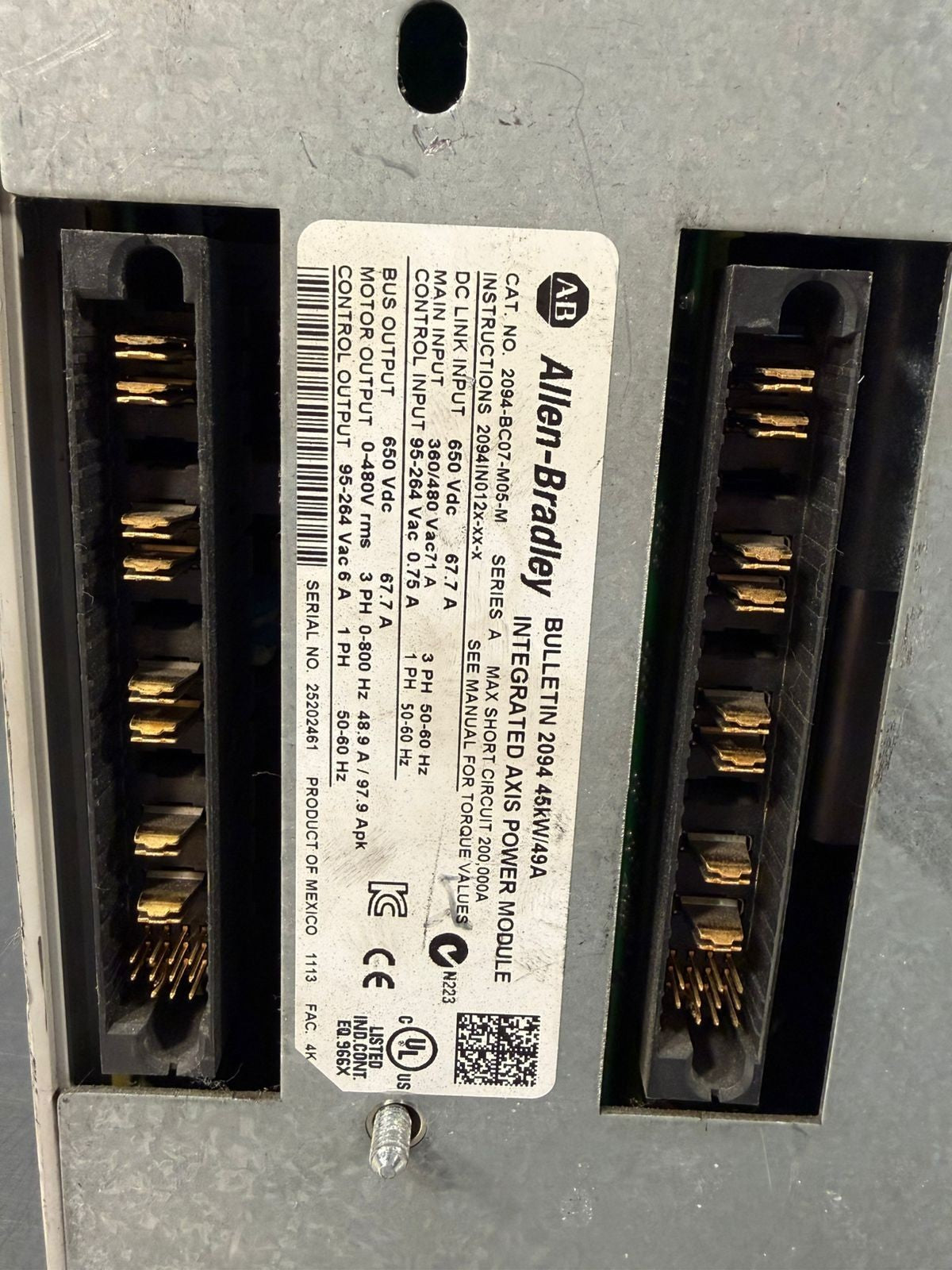 Allen-Bradley 2094-BC07-M05-M Bulletin 2094 45kw/49A              (12.3.7)