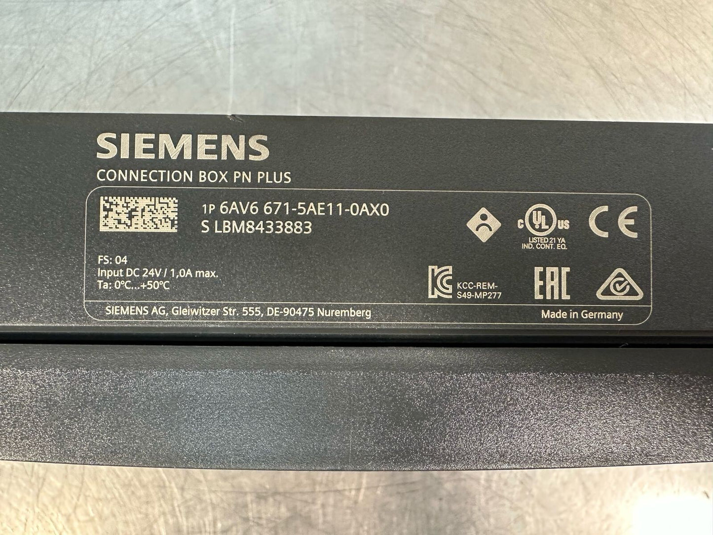 Siemens Connection Box Pn Plus 6AV6 671-5AE11-0AX0                  (6.5.5)
