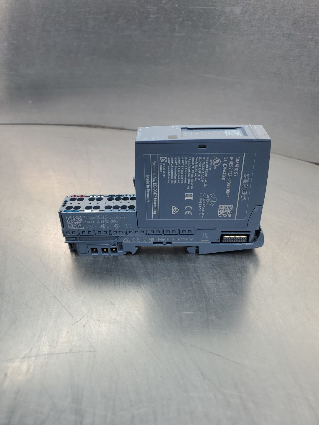 47085184