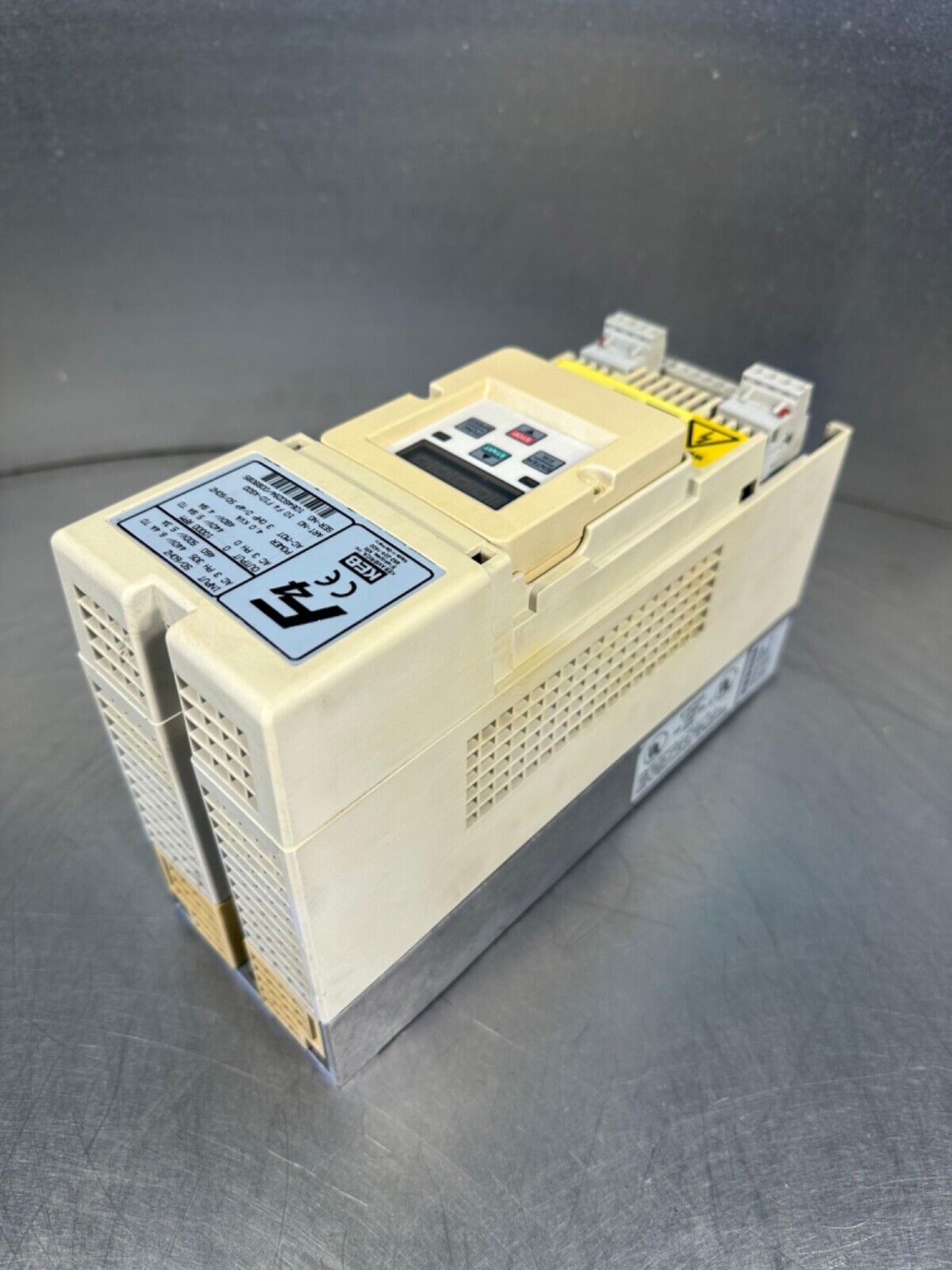 KEB F4  10 F4. F1D-AS00 E167544 5D72 /    E167544 5D72 (1D-1)