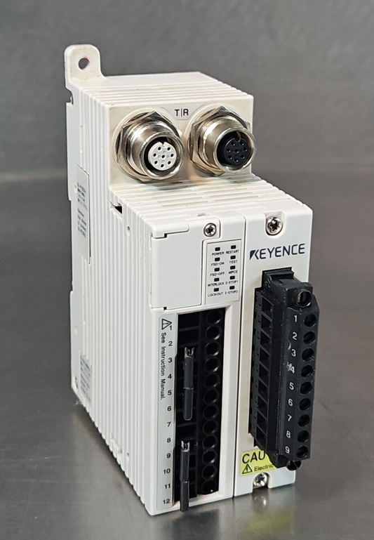 Keyence SL-R11 Safety Control Unit 24VDC 150mA Type 4      (BIN3.4.4) 