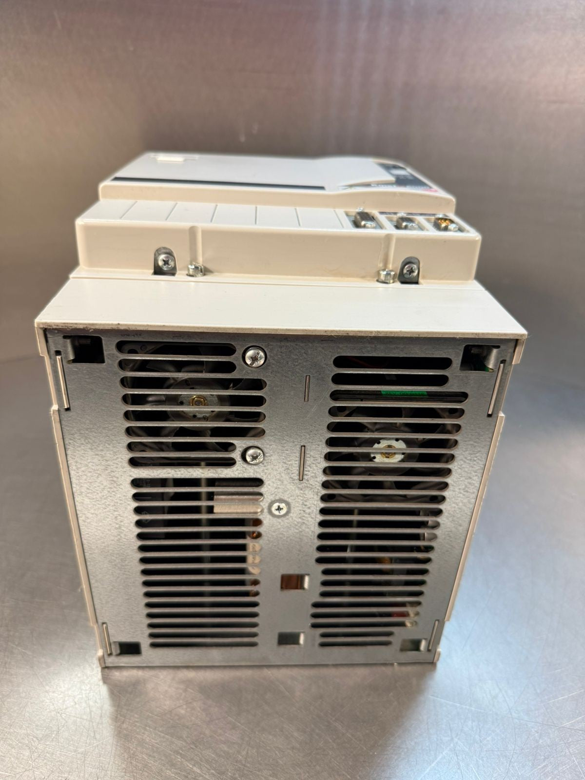 Allen Bradley 2094-BC04-M03-S /C Bulletin 2094 28kW/30A Axis Mod  (12.3.7)