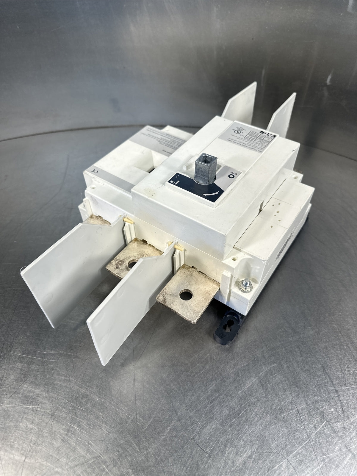 Eaton - Cutler Hammer R9D3400U NON-FUSIBLE ROTARY SWITCH (BIN-1.6.5)