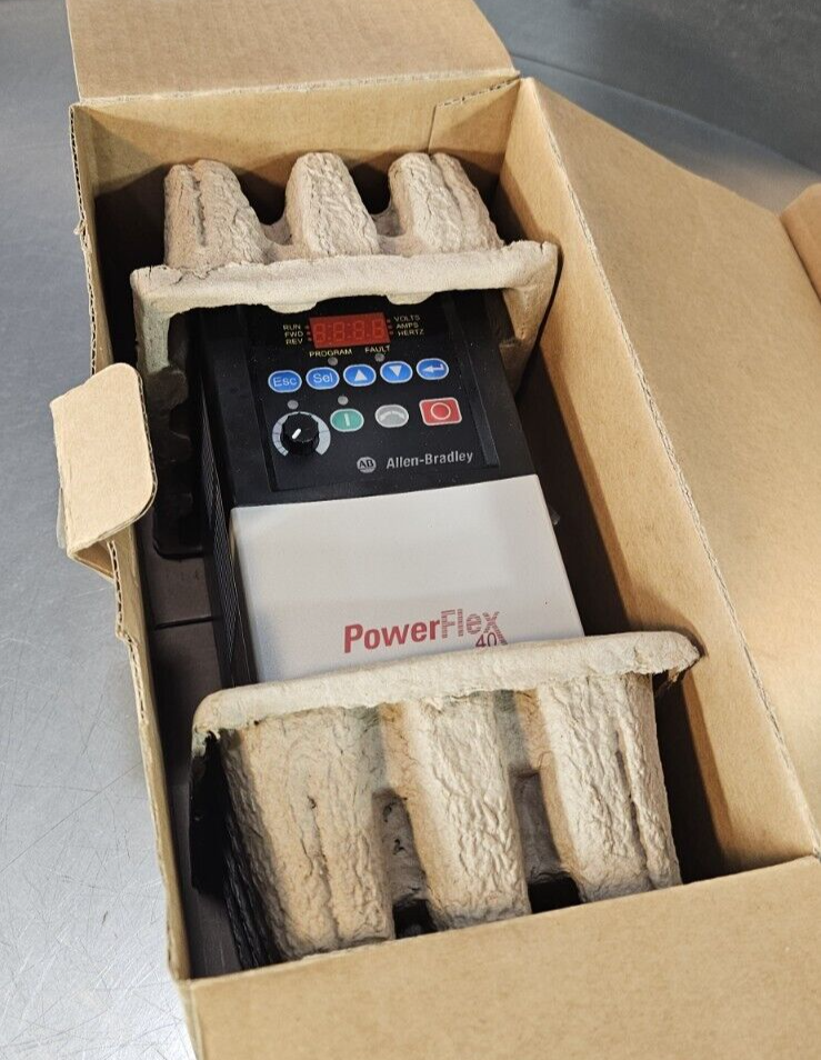 Allen Bradley 22B-D2P3N104 SerA PowerFlex 40 Ac Drive                   (BIN741)