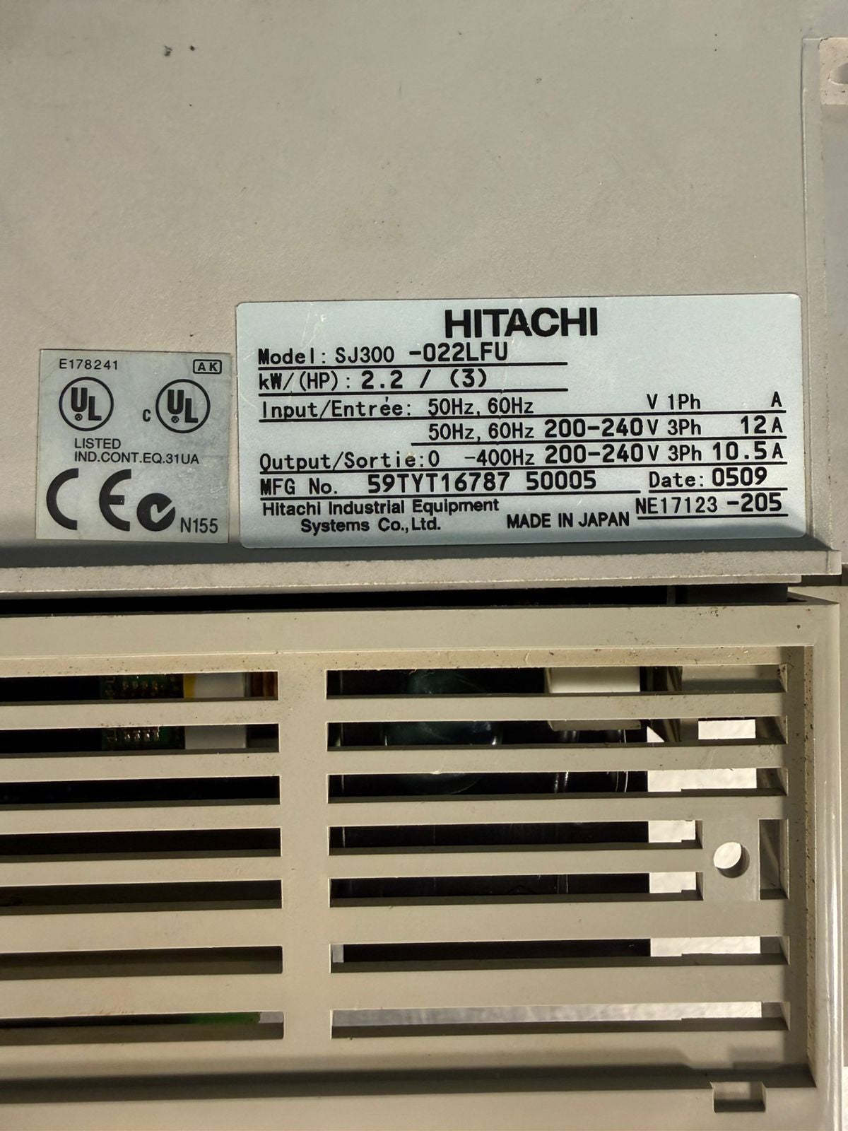 Hitachi SJ300-022LFU Inverter Kw/Hp 2.2/3  200-240VAC 50/60HZ      (6.5.3)