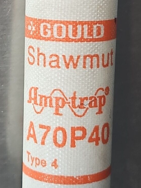 Gould shawmut  A70P40 Semiconductor fuse                             Loc4D30