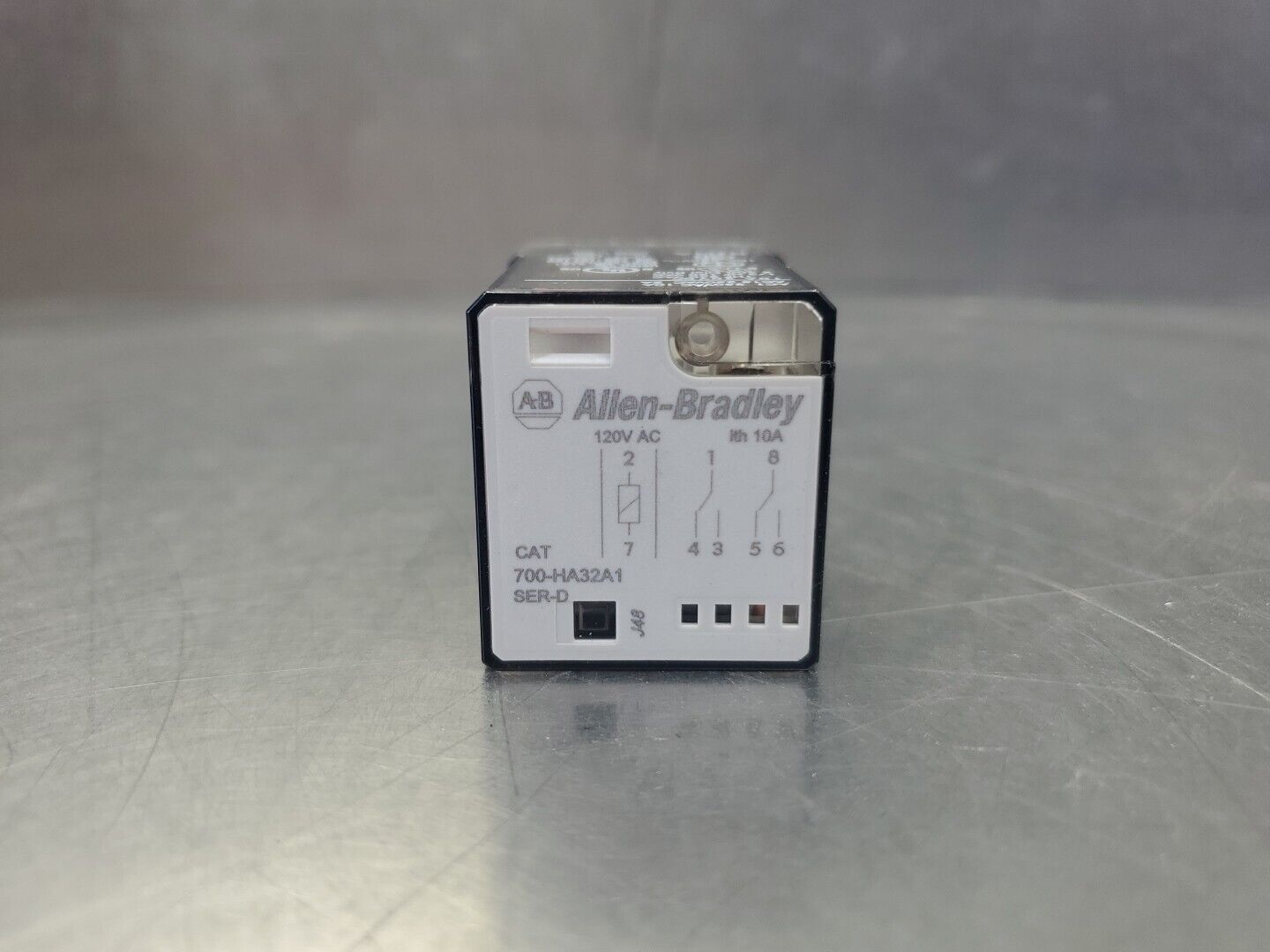 Allen Bradley 700-HA32A1 10A DPDT 120V Relay.                              4D-28