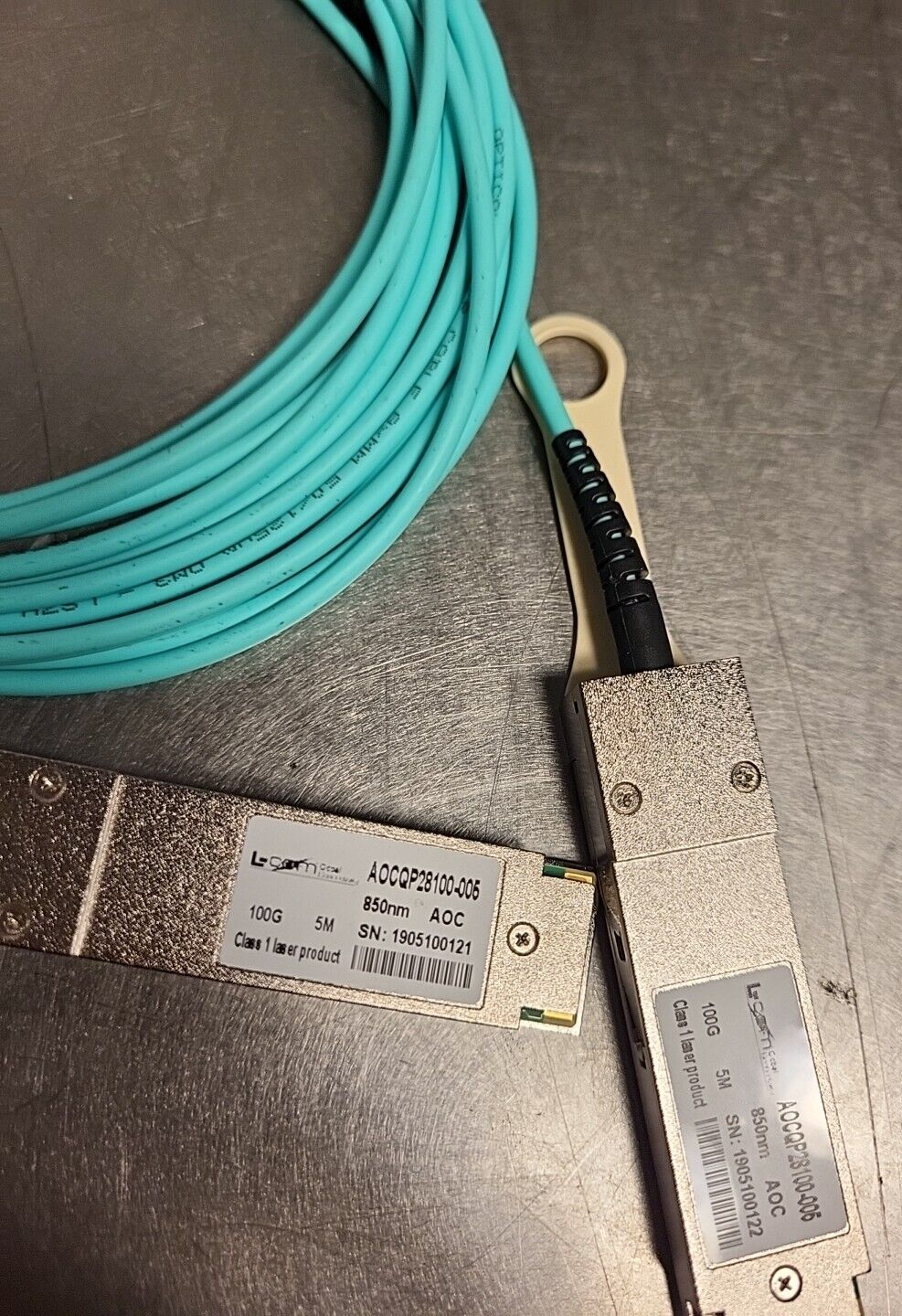 Active Optical Cable QSFP28 100Gbps- AOCQP28100-005/  5M/MSA Compat. (BIN461)