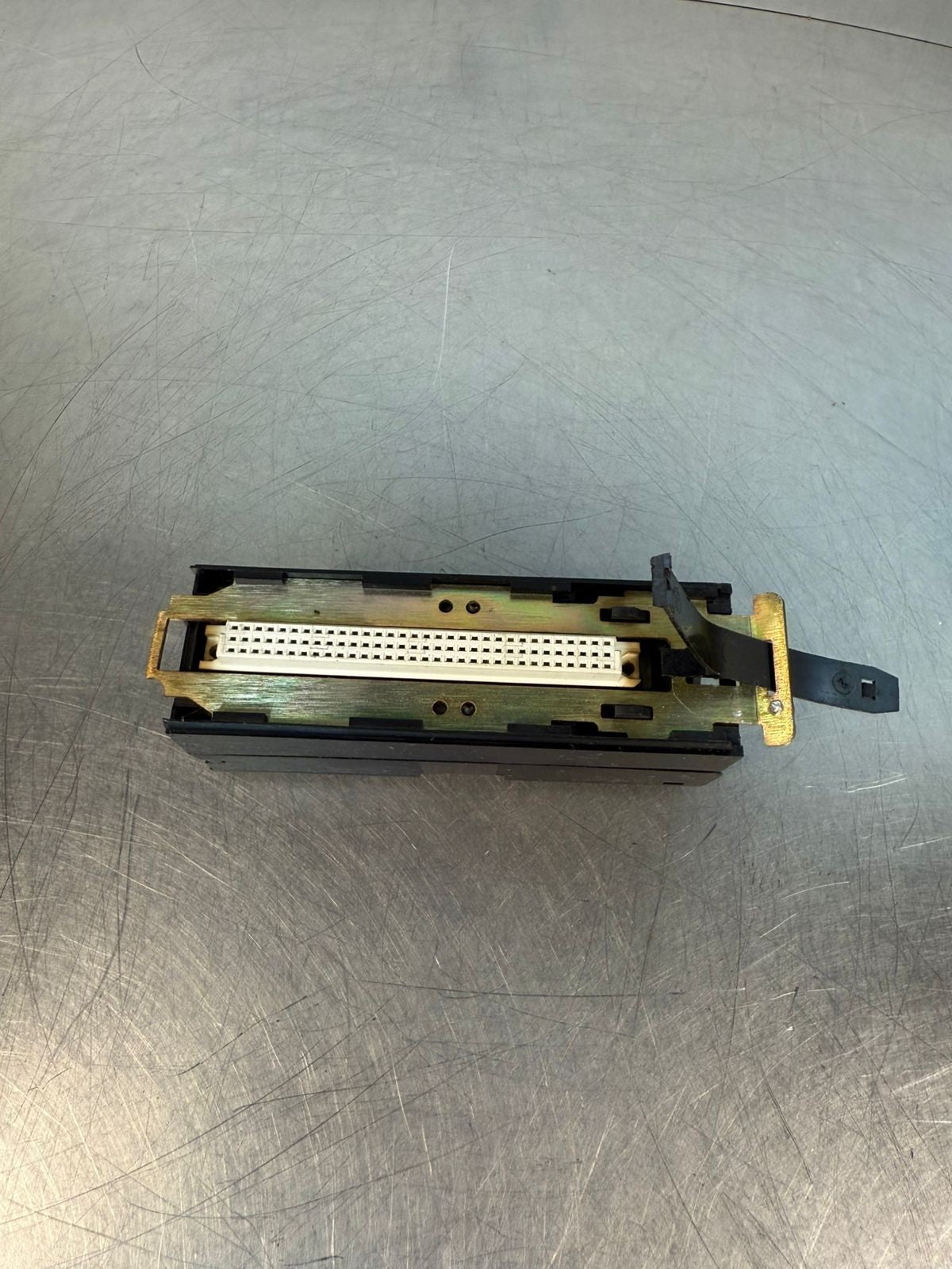 Schneider Automation TSXBLK4 32 Way Terminal Block              (3.5.1)