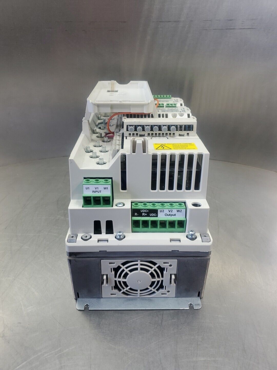 ABB ACS800-U1-0009-5+N685+P901 Drive, 7.5HP 10A 3PH.                     1D-15.1