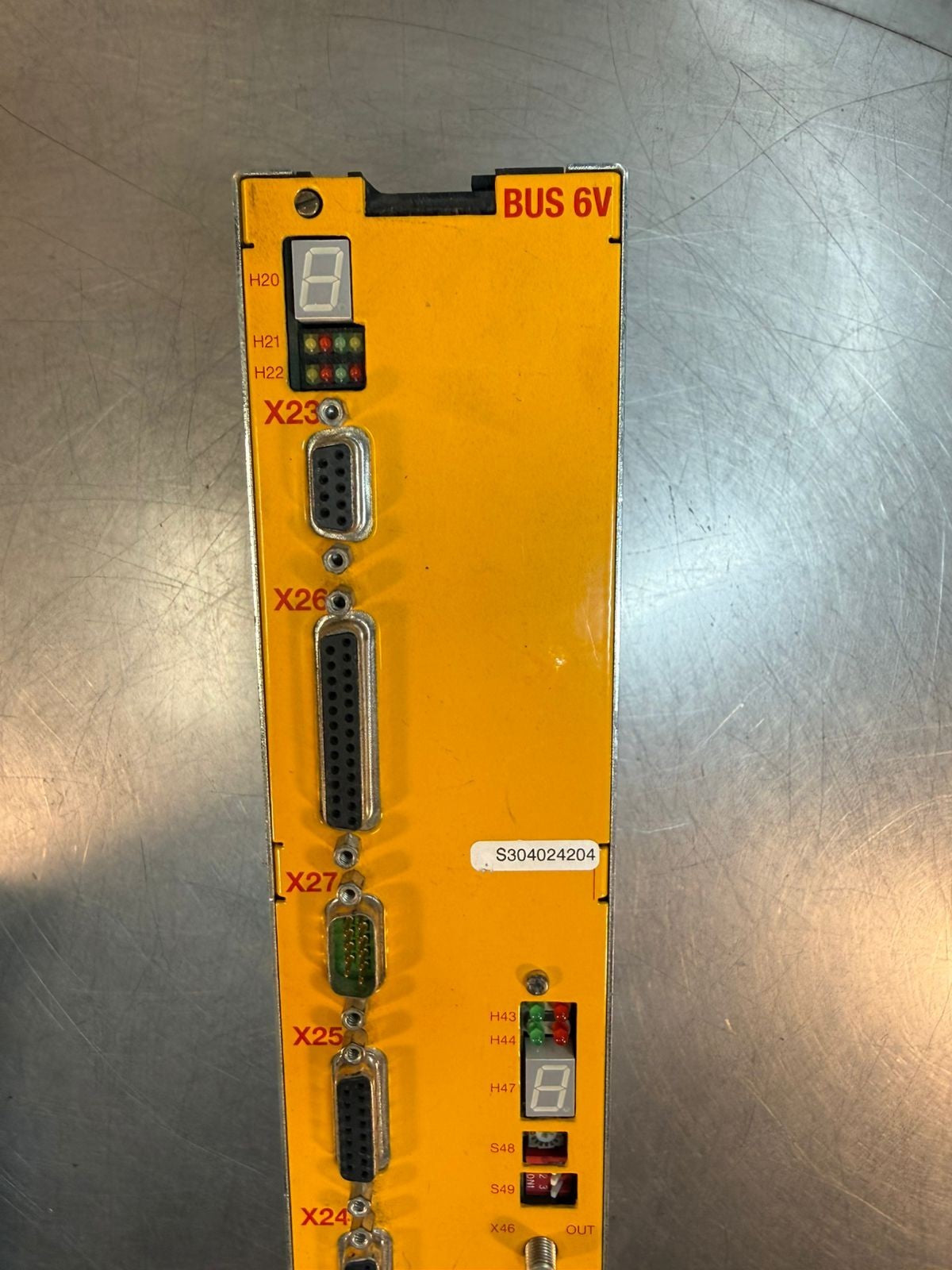 *3138 Baumuller BUS 6v Servo Drive USIP BUS 6V S304024204 00344893 M06   (5.5.3)