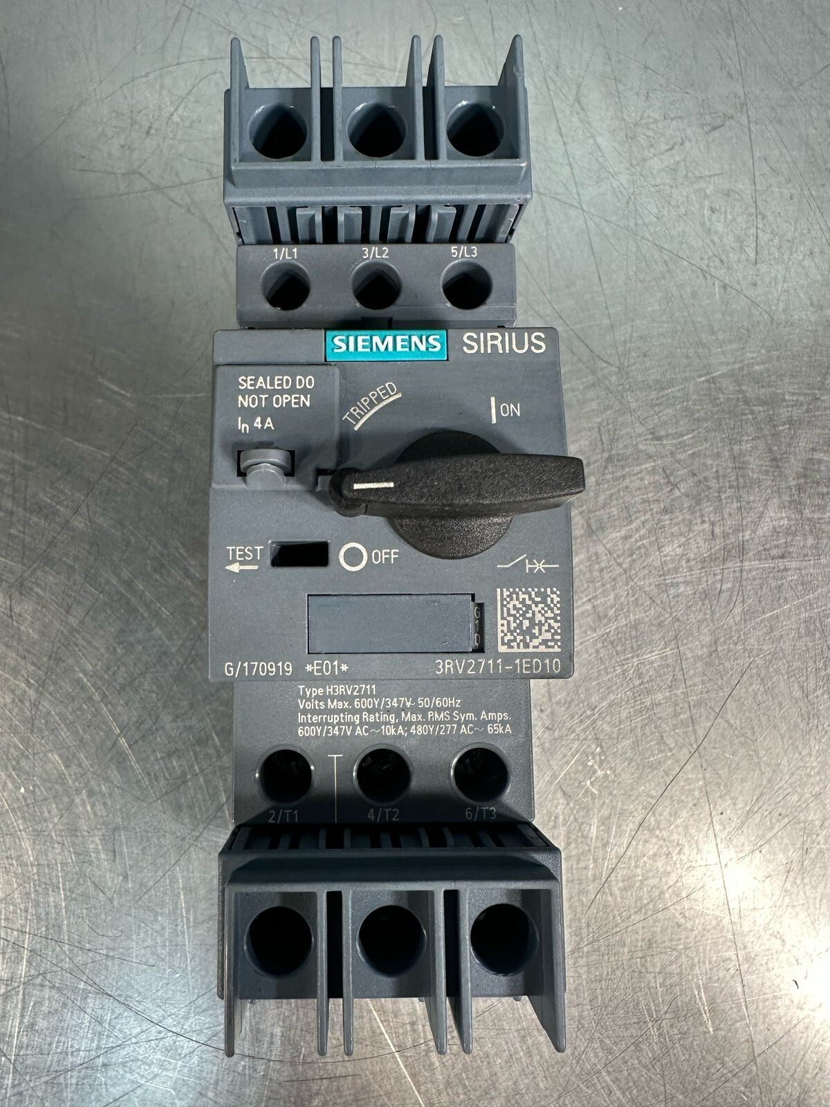 Siemens SIRIUS  CIRCUIT BREAKER 3RV2711-1ED10 (7.4.2)