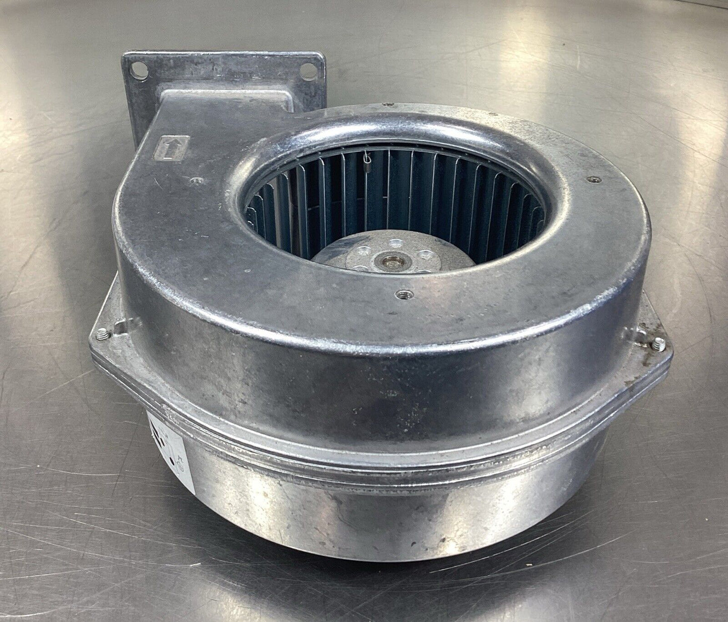 EBMPAPST  G2E120-AR38-01  230VAC 83/110W 0.37/0.50A Centrifugal Fan       6E-20