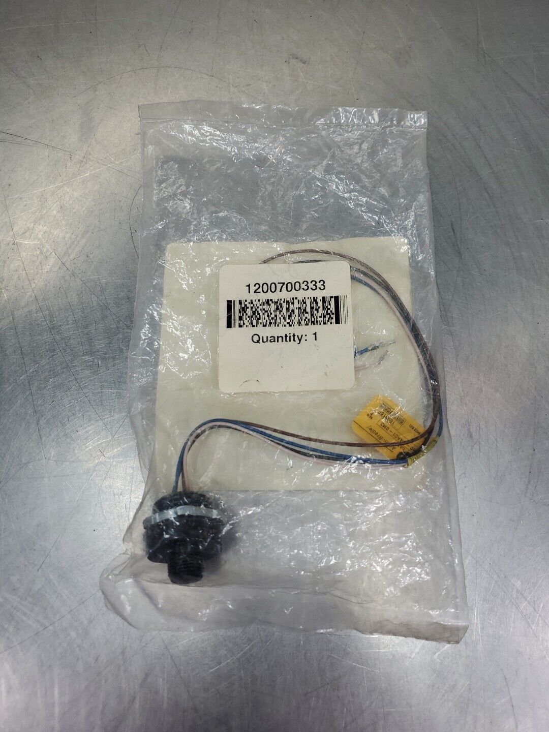 Allen-Bradley 888D-M4AC1-0M3 Ser B 4PIN DC Micro Male Straight.          5D-35/2