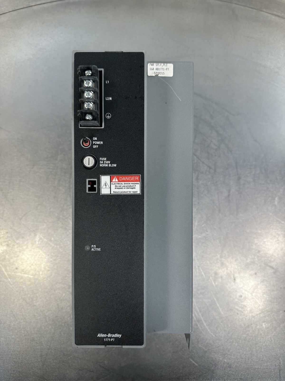 ALLEN BRADLEY 1771-P7 SER-D REV-C01 120/220VAC POWER SUPPLY (BIN-1.2.2)