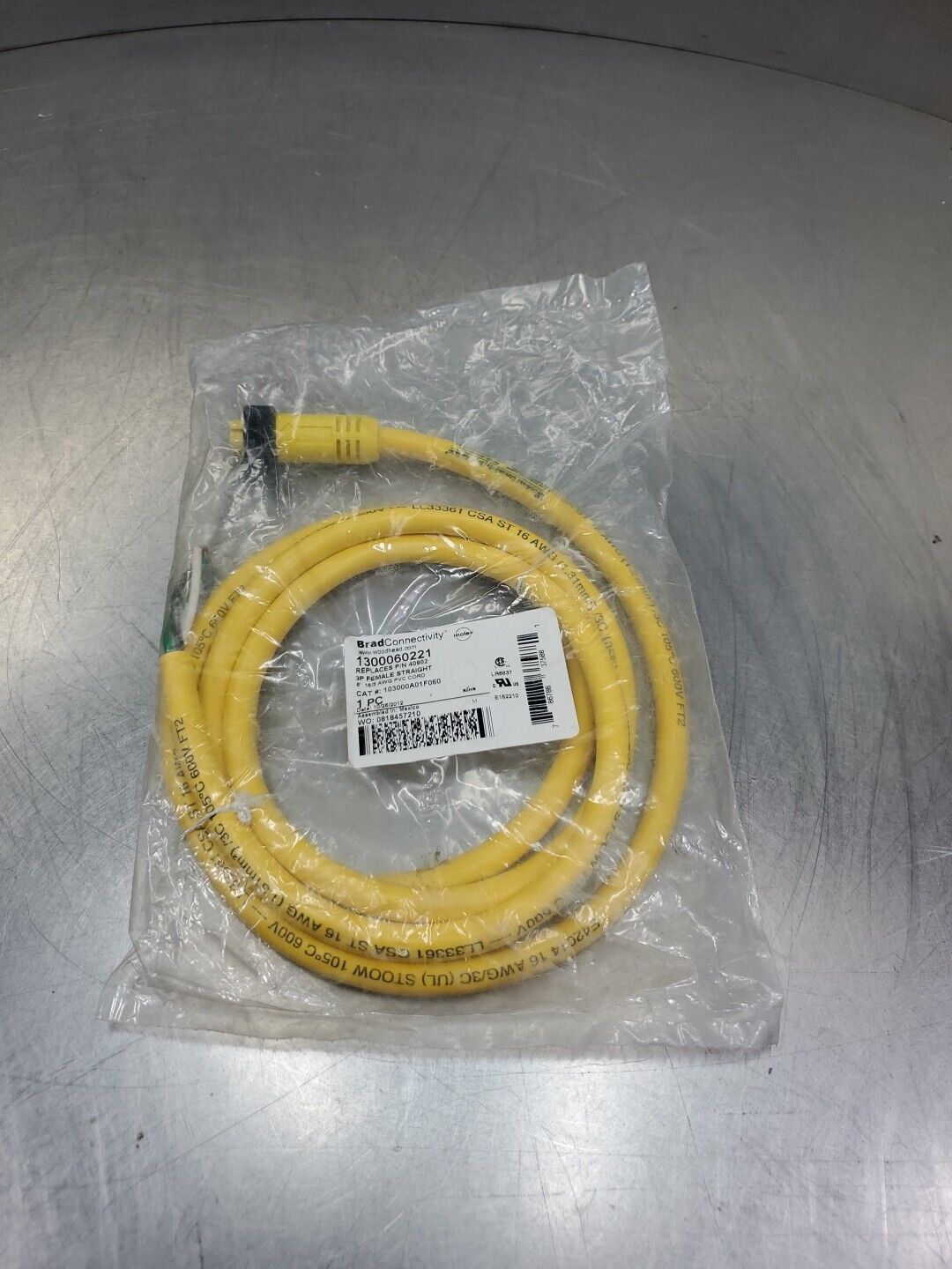 Brad Connectivity 1300060221 3P 6' Female Straight.                        5E-18