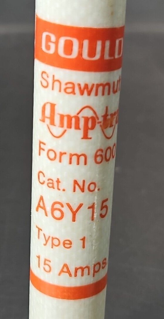 Gould shawmut A6Y15 Time delay fuse               Loc4E23