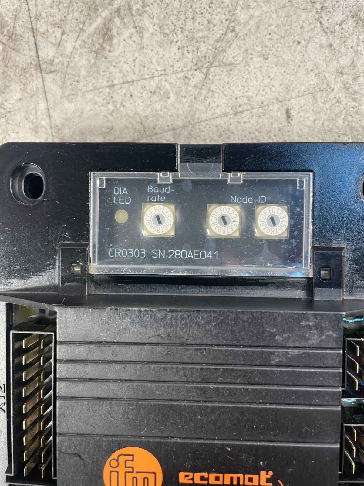 IFM Ecomat Mobile CR0303 Black 10-32V Programmable Cabinet Mob Controller(6.4.2)