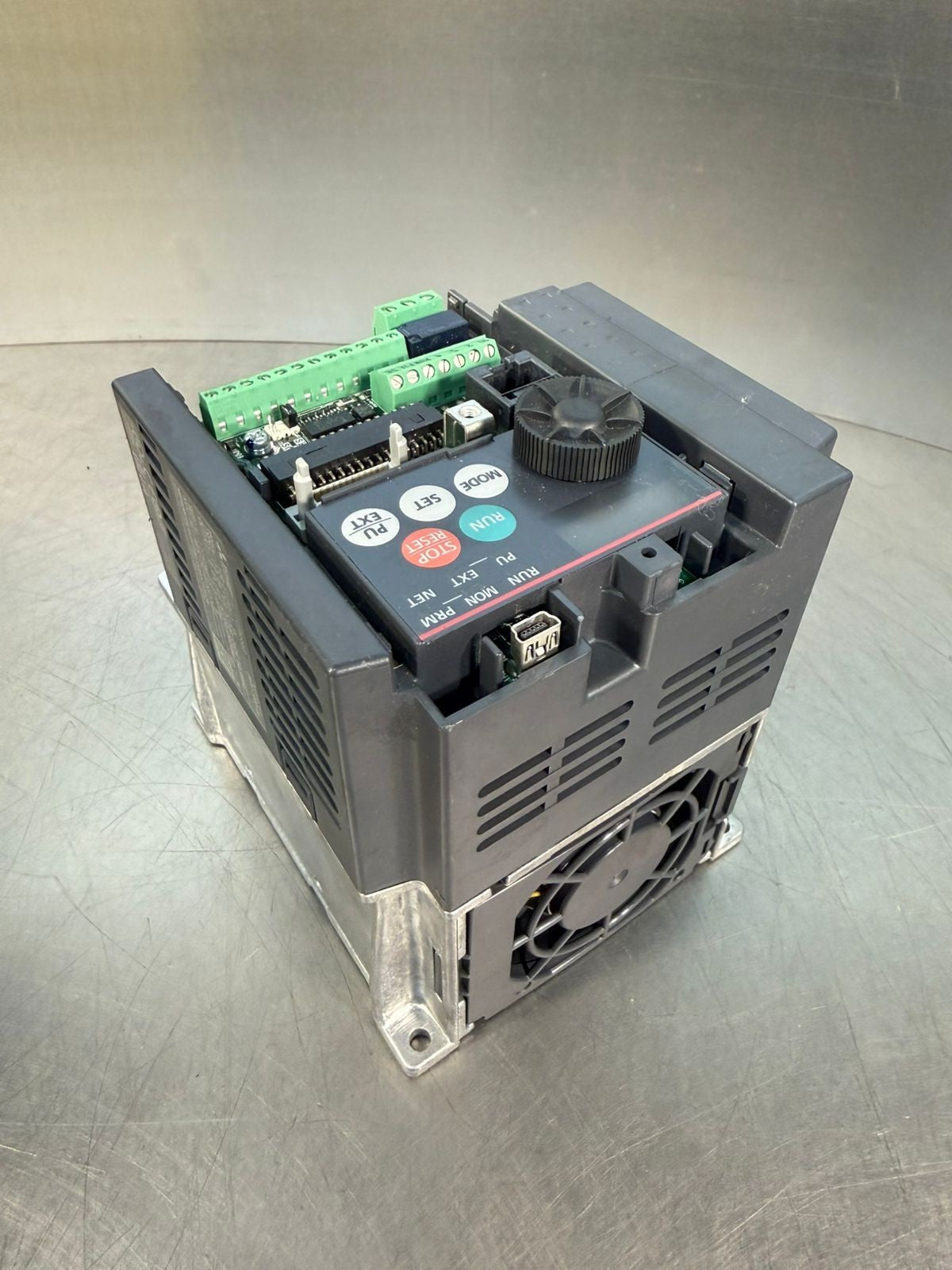 Mitsubishi Electric FR-E720-1 .5K Inverter Drive 3PH 240V         (1.2.4)