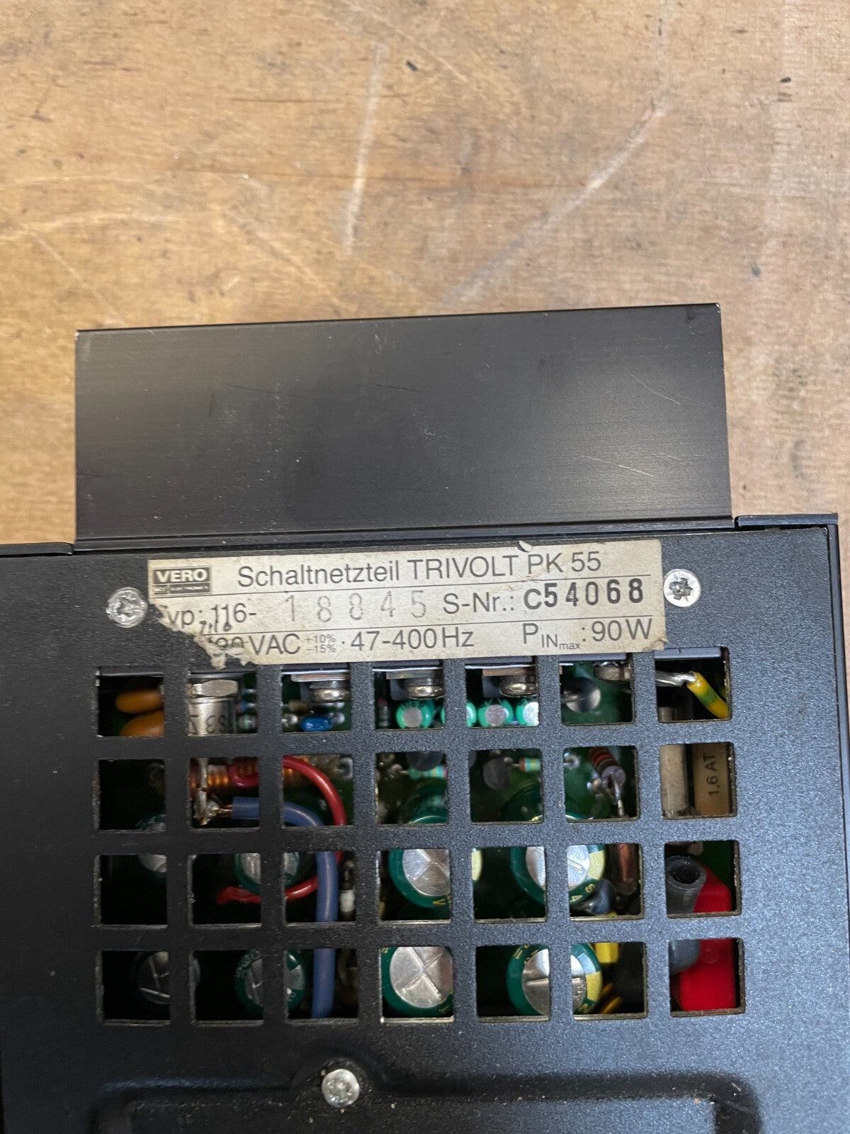 Vero 116-18845 Bicc Electroni. 47-400 Hz 90 W Pk 55 Trivolt Power Supply(BIN444)