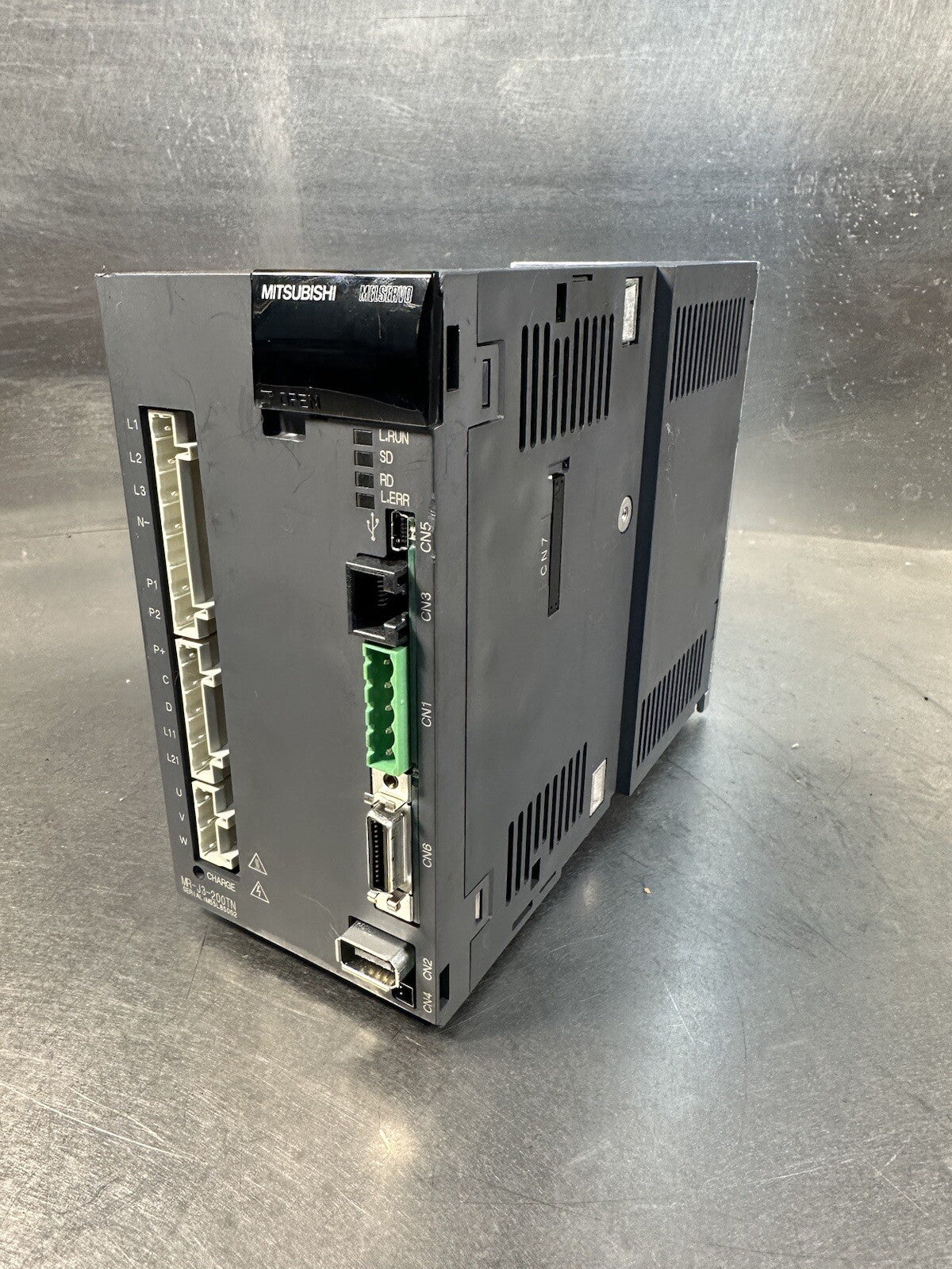 MITSUBISHI AC SERVO MR-J3-200TN  (BIN-1.2.4)