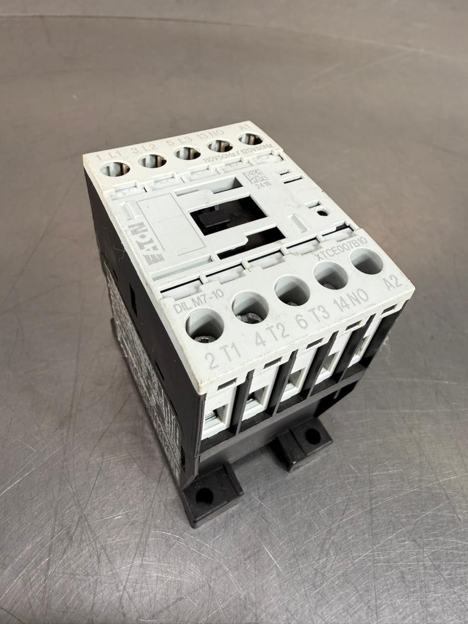 Eaton XTCE007B10 DILM7-10 3-Pole 110v50Hz / 120V60hz (9.3.2)