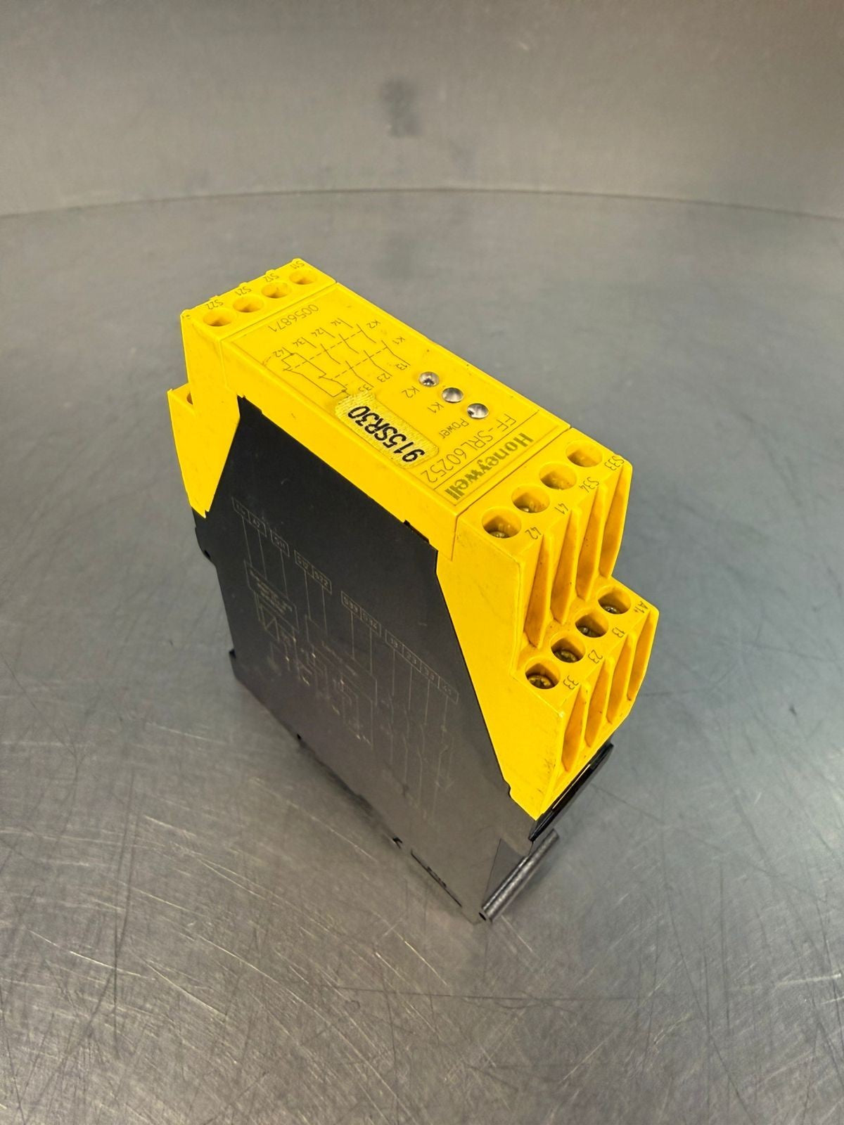 Honeywell FF-SRL60252 Safet Relay                                  (2.1.5)