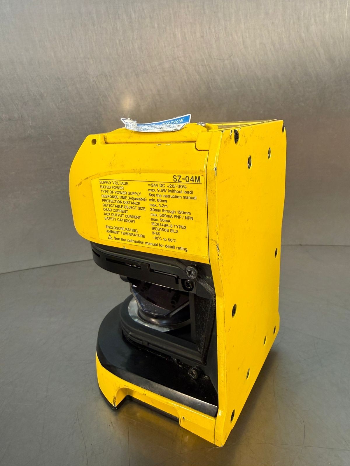Keyence SZ-04M Safety Laser Scanner Multifunctional 24Vdc          (8.5.1)