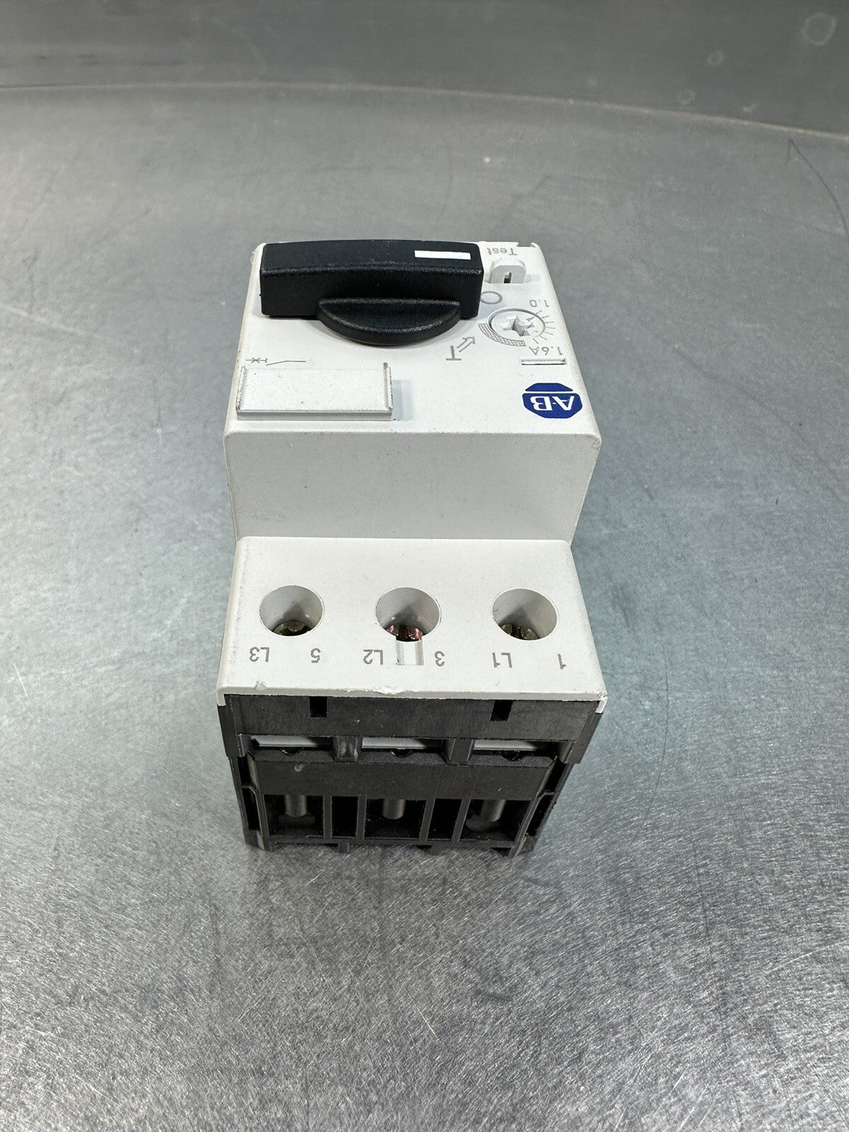 ALLEN BRADLEY 140M-C2E-B16 SERIES B CIRCUIT BREAKER (BIN-1.1)