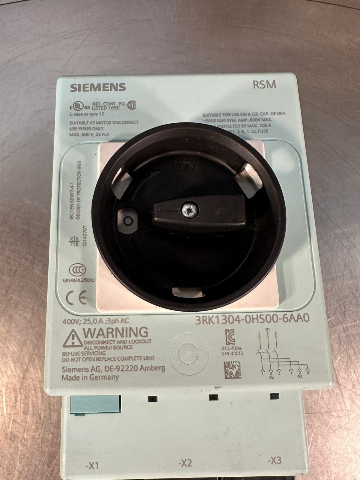 Siemens 3RK1304-0HS00-6AA0 Rsm  Disconnect Module 400V 25,0A 3ph  (4.3.4)