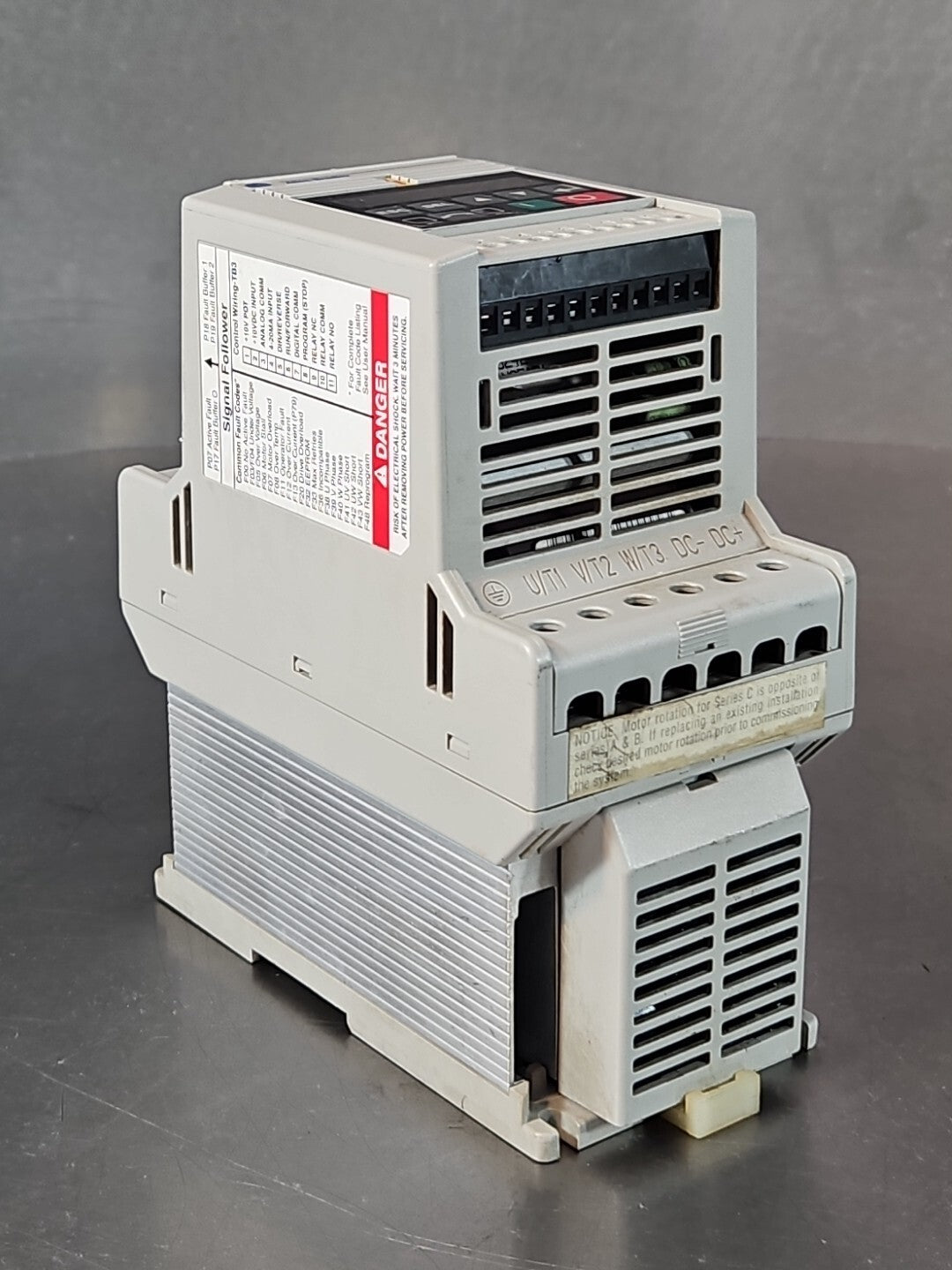 Allen Bradley 160-BA04NSF1P1 Ser C Variable Speed Drive       (BIN344)