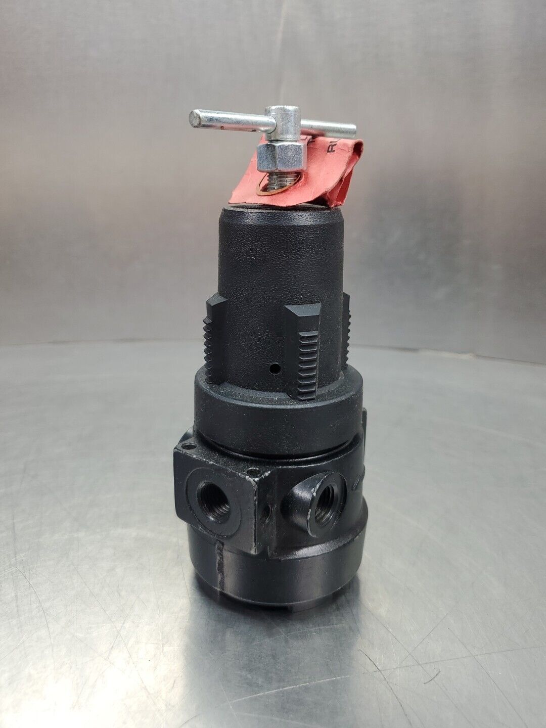 Parker 06R113AA 250PSI Manual Valve.                                       6D-13