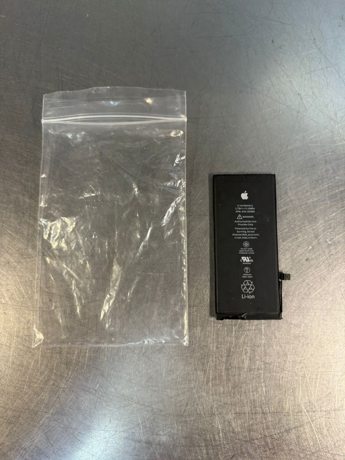 Sunwoda Li-on Battery 616.00469 3.79V- 11.16Whr                    (2.3.5)